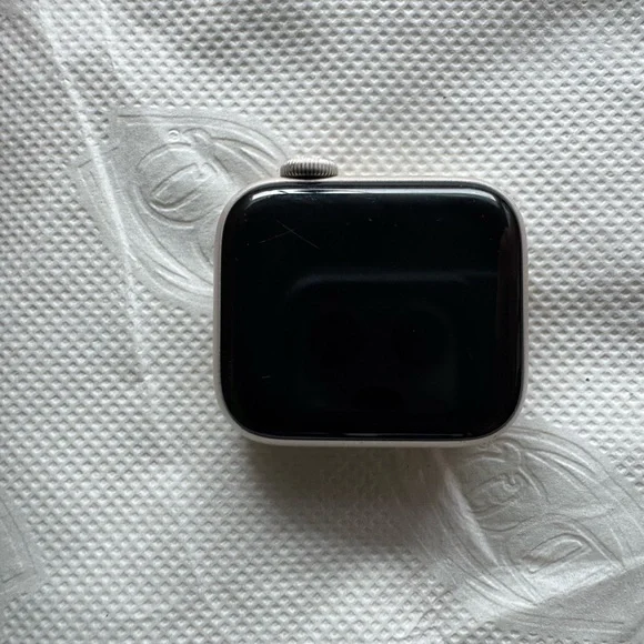 Apple Watch SE - Picture 2 of 2